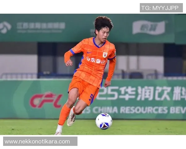 彭啸在山东泰山队的精彩表现助力球队再创辉煌成就