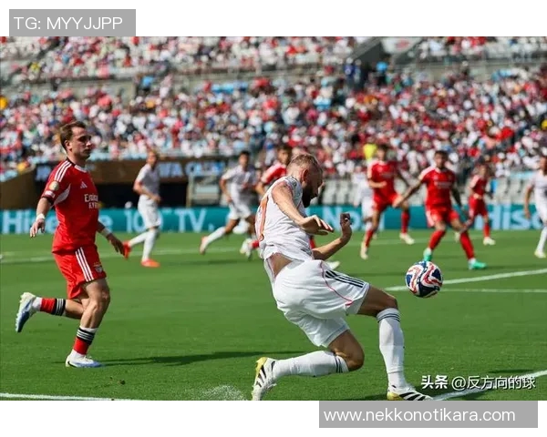 拜仁慕尼黑轻松晋级，下一轮再创辉煌