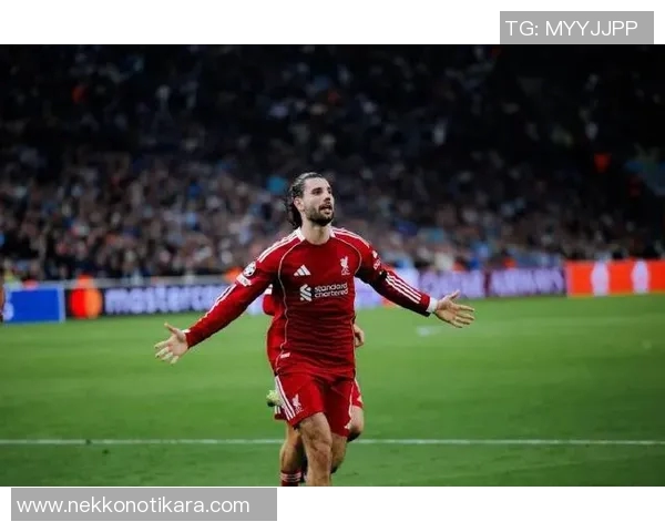 索博斯洛伊在欧冠赛场大放异彩助球队晋级引发热议